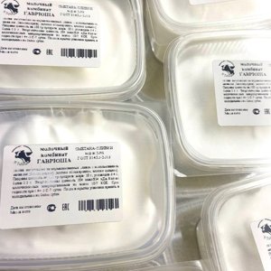 Сметана фермерская сливочная м.д.ж. 20 %.  Обьем 500 гр.  Срок годности 5-7 суток. Цена 500 гр- 450 руб.
